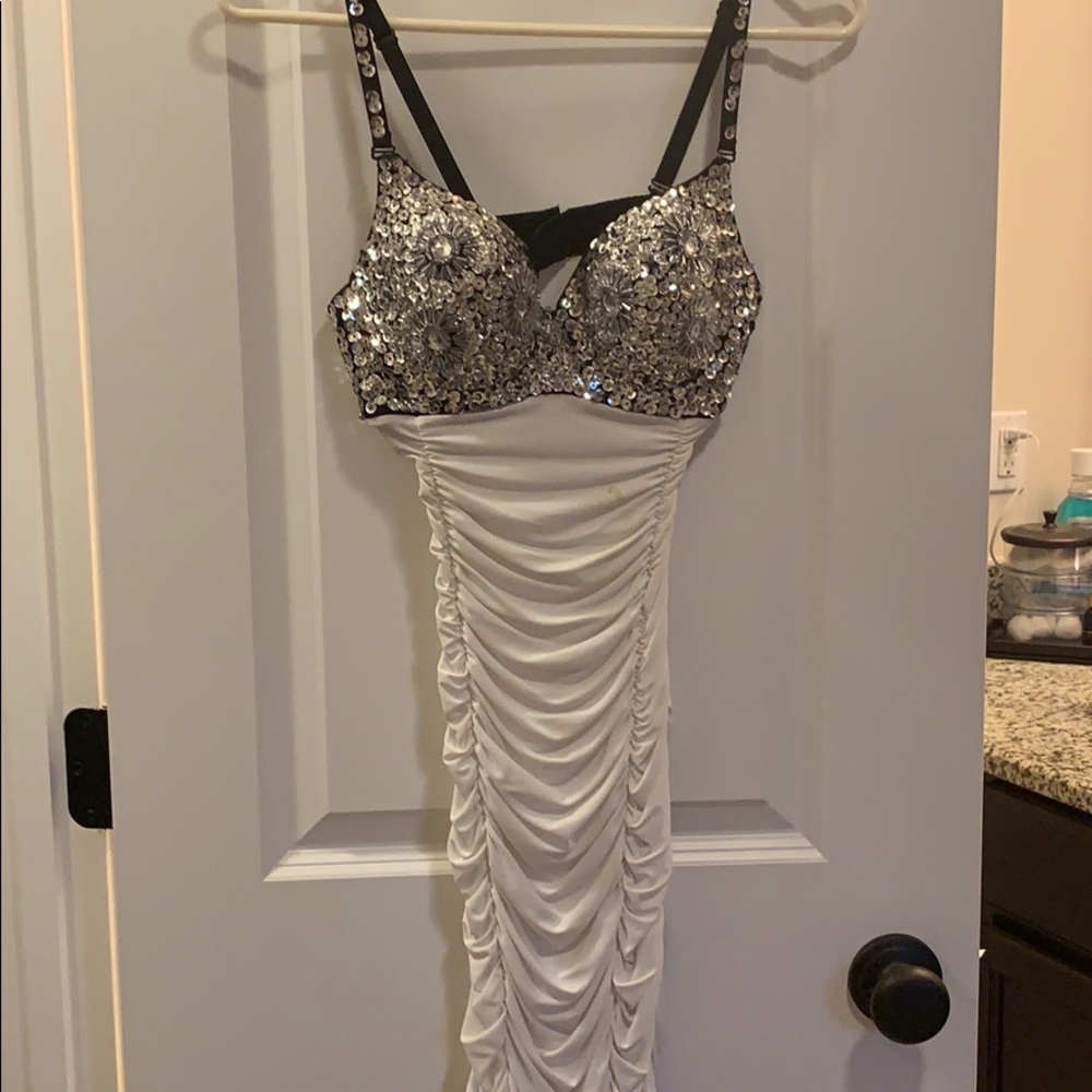 Mini dress